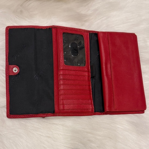 Fossil Large Soft Leather Cherry Red Wallet - Picture 3 of 12